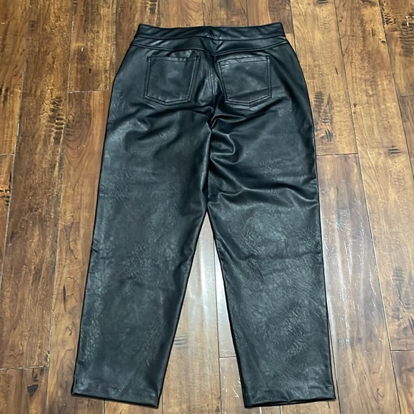 SPANX Classic Black Straight Leg Pants - Picture 13 of 16